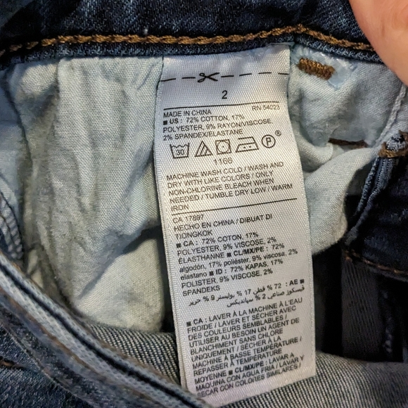 Old Navy Rockstar Mid-Rise Floral Embroidered Dark Wash Skinny Jeans - Size 2 - Picture 5 of 6